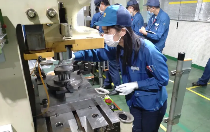 太陽工業で働く人